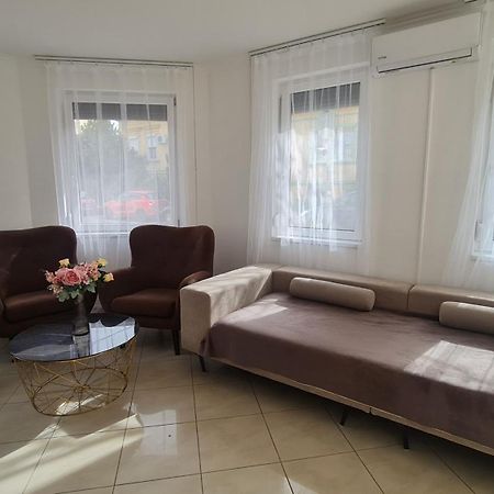 Tulipan Apartman Σέγκεντ Εξωτερικό φωτογραφία