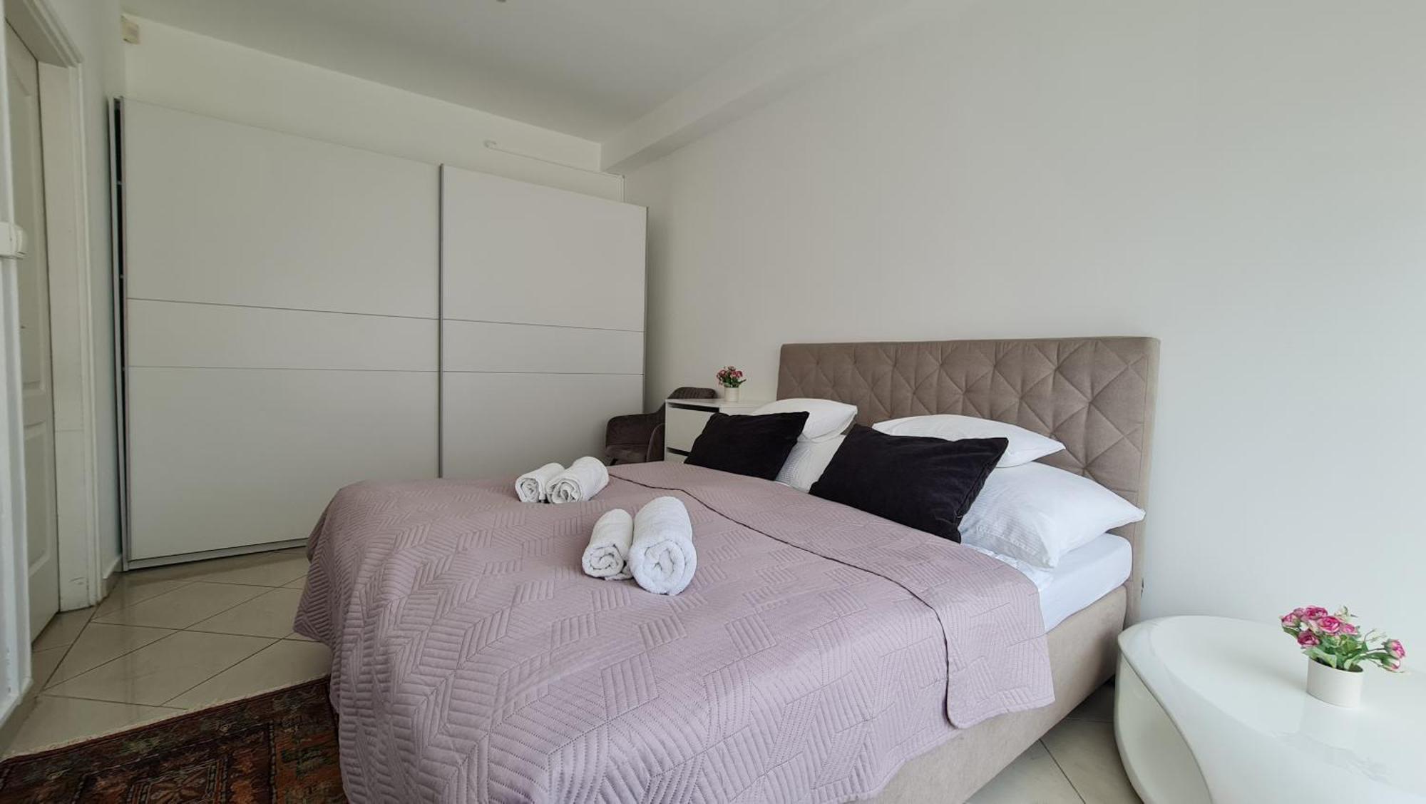 Tulipan Apartman Σέγκεντ Εξωτερικό φωτογραφία